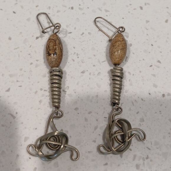 Beautiful Handmade Earing Fish Browm Rock - Picture 3 of 3